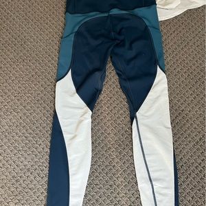 Athleta xs top and s bottom